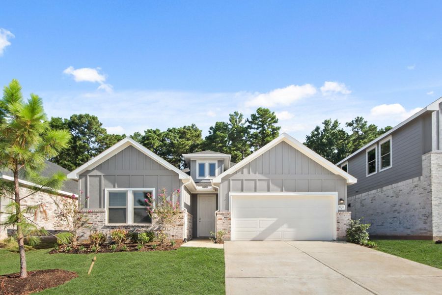 Front exterior of a new home in Westridge Cove, Conroe, TX, highlighting curb appeal (Image 1). Front exterior of a new home in Westridge Cove, Conroe, TX, highlighting curb appeal (Image 1).