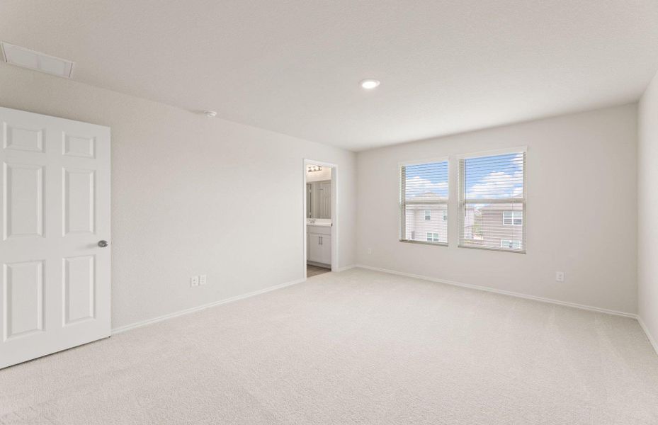 Spacious, unfurnished interior of a new home in Sonterra, Jarrell (Image 11). Spacious, unfurnished interior of a new home in Sonterra, Jarrell (Image 11).