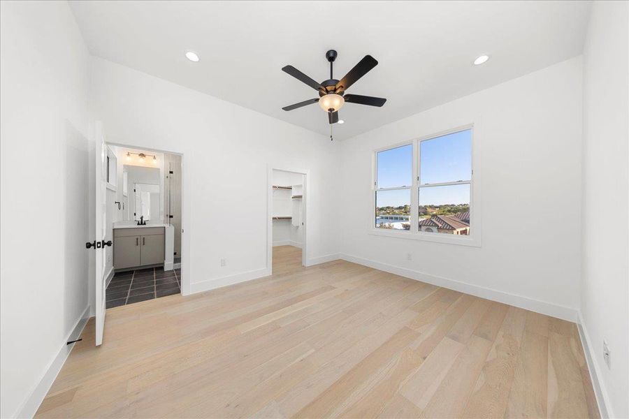 Spacious, unfurnished interior of a new home in , Horseshoe Bay (Image 19). Spacious, unfurnished interior of a new home in , Horseshoe Bay (Image 19).