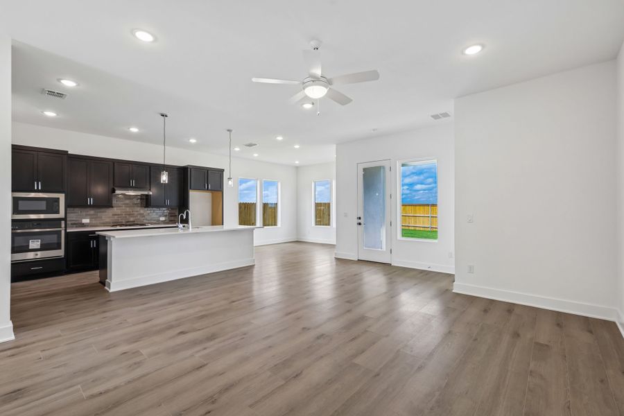 Spacious, unfurnished interior of a new home in Freedom at Anthem, Kyle (Image 16). Spacious, unfurnished interior of a new home in Freedom at Anthem, Kyle (Image 16).