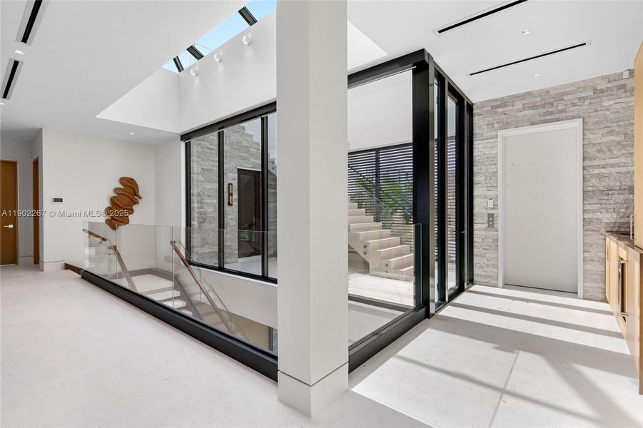 Exterior details and patio area of a home in , Fort Lauderdale (Image 44).