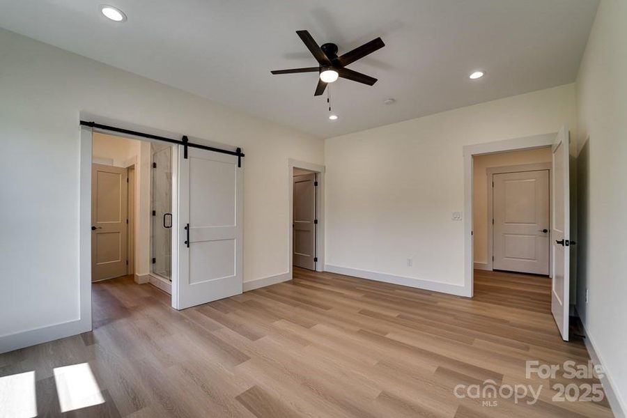 Spacious, unfurnished interior of a new home in , Clyde (Image 18).