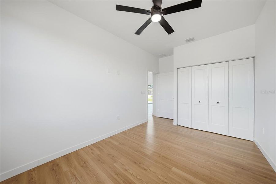 Spacious, unfurnished interior of a new home in , Port Charlotte (Image 41).