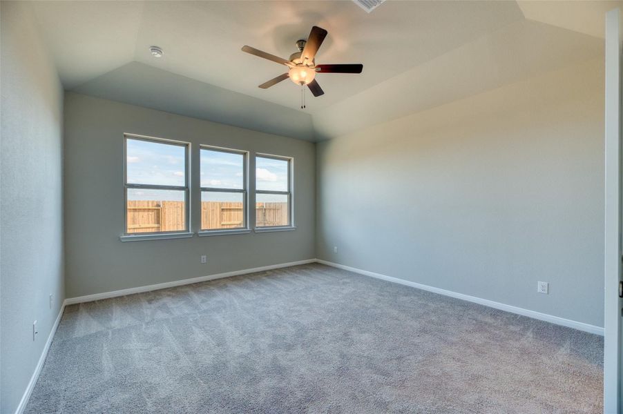 Spacious, unfurnished interior of a new home in Aldeana - Tejas Collection, Bonney (Image 26).