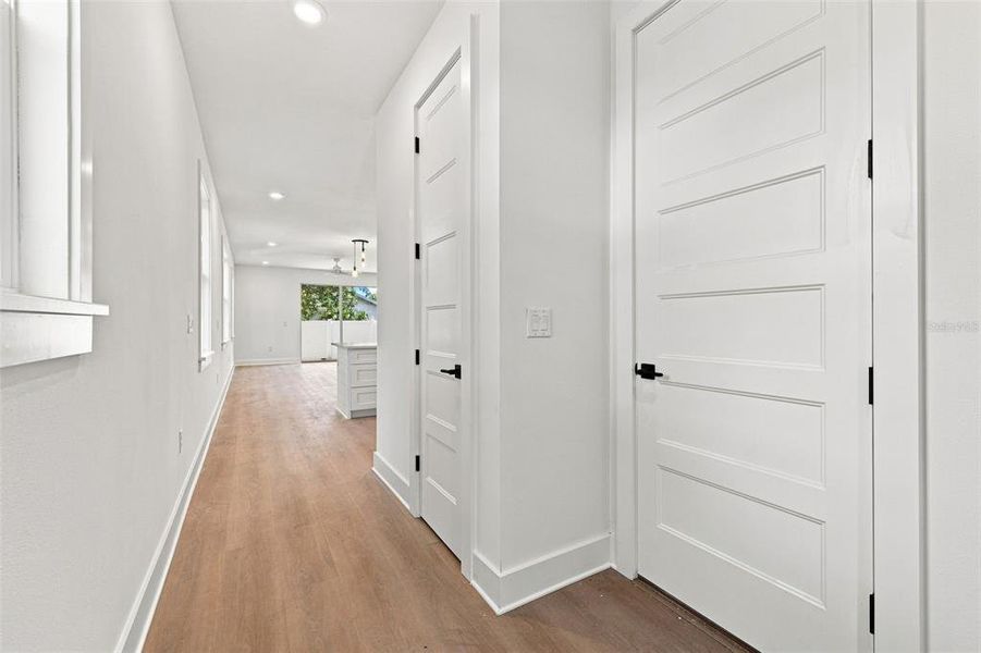 Spacious, unfurnished interior of a new home in , Tampa (Image 20).
