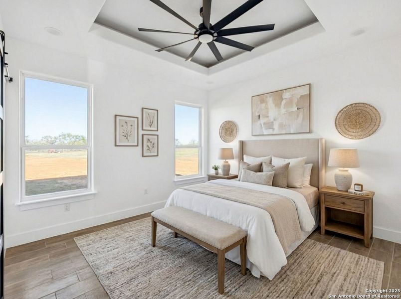 Furnished interior view inside a new home in , Floresville (Image 31).