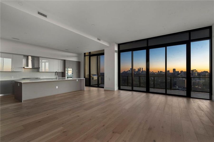 Spacious, unfurnished interior of a new home in The Dillon Buckhead, Atlanta (Image 56).