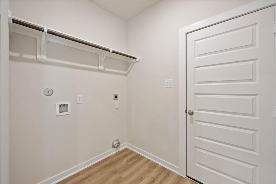 Spacious, unfurnished interior of a new home in Magnolia Springs, Montgomery (Image 12).