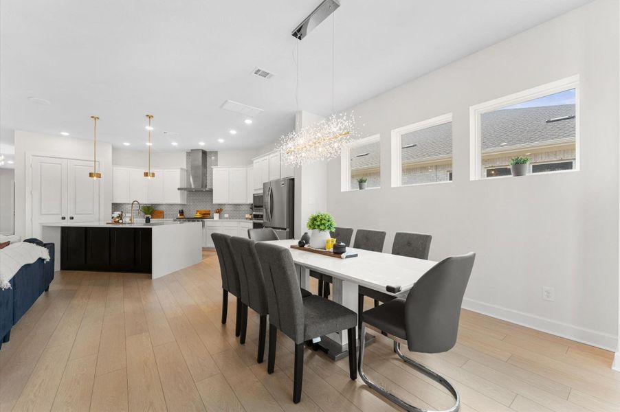 Furnished interior view inside a new home in , Tomball (Image 9).