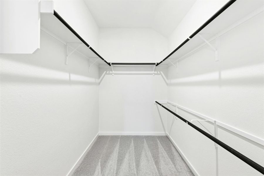 Spacious, unfurnished interior of a new home in University Heights, Round Rock (Image 33).