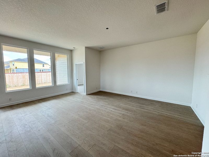 Spacious, unfurnished interior of a new home in Megan's Landing 50's, Castroville (Image 24). Spacious, unfurnished interior of a new home in Megan's Landing 50's, Castroville (Image 24).
