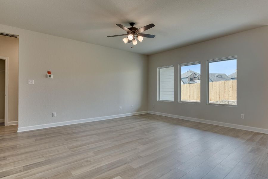 Representative unfurnished interior of a home built from the Kennedy by Ashton Woods in Hennersby Hollow, San Antonio (Image 17). Representative unfurnished interior of a home built from the Kennedy by Ashton Woods in Hennersby Hollow, San Antonio (Image 17).