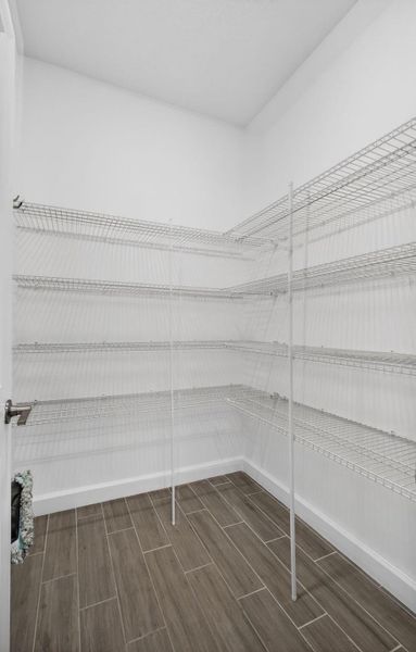 Spacious, unfurnished interior of a new home in , Loxahatchee (Image 38).