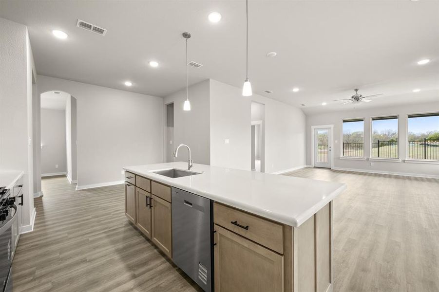 409 Rivers Edge- Kitchen-5