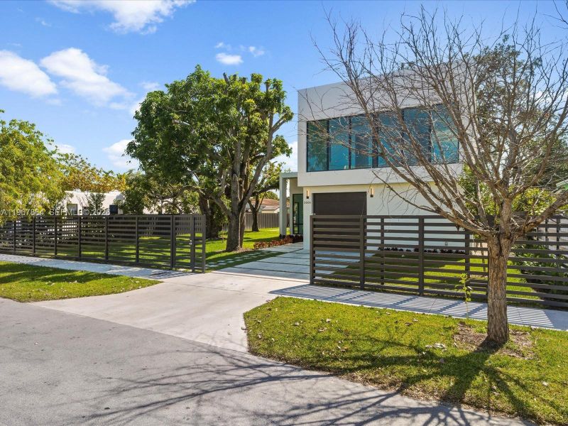 Image 57 of a home in .