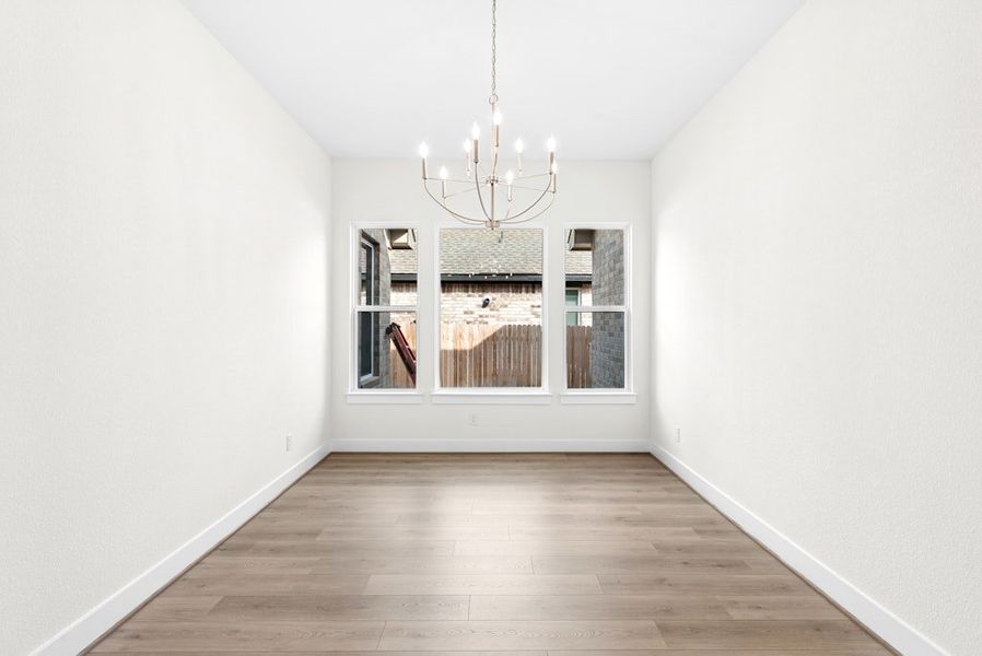 Spacious, unfurnished interior of a new home in Santa Rita Ranch, Liberty Hill (Image 28).