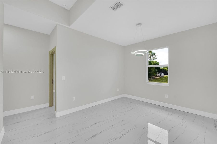 Spacious, unfurnished interior of a new home in , Lehigh Acres (Image 18).