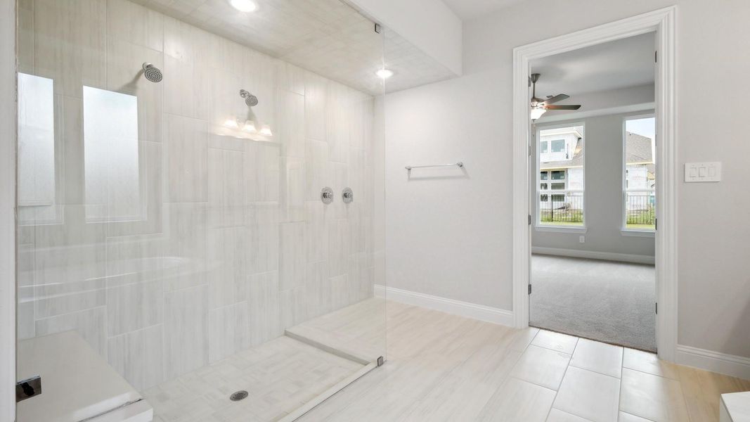 Spacious, unfurnished interior of a new home in Mostyn Manor Reserve, Magnolia (Image 12).