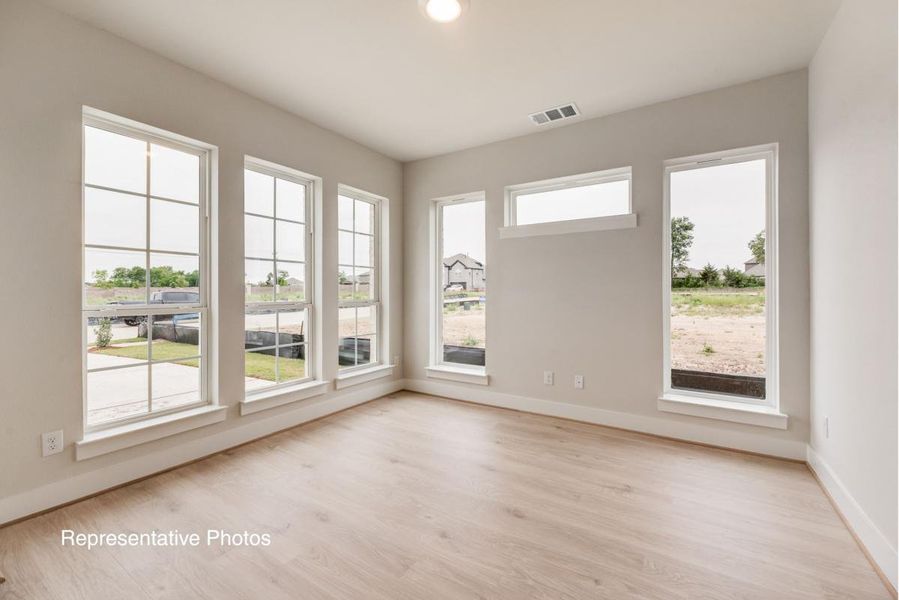 Representative unfurnished interior of a home built from the Grandview by Grand Homes in Grand Estates of Anna, Anna (Image 14).