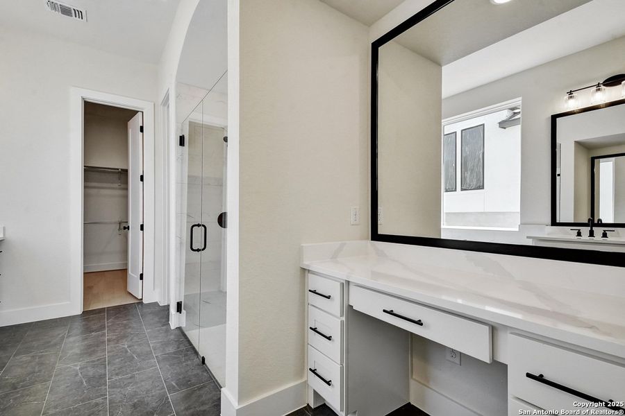 Image 23 of a home in Esperanza. Image 23 of a home in Esperanza.