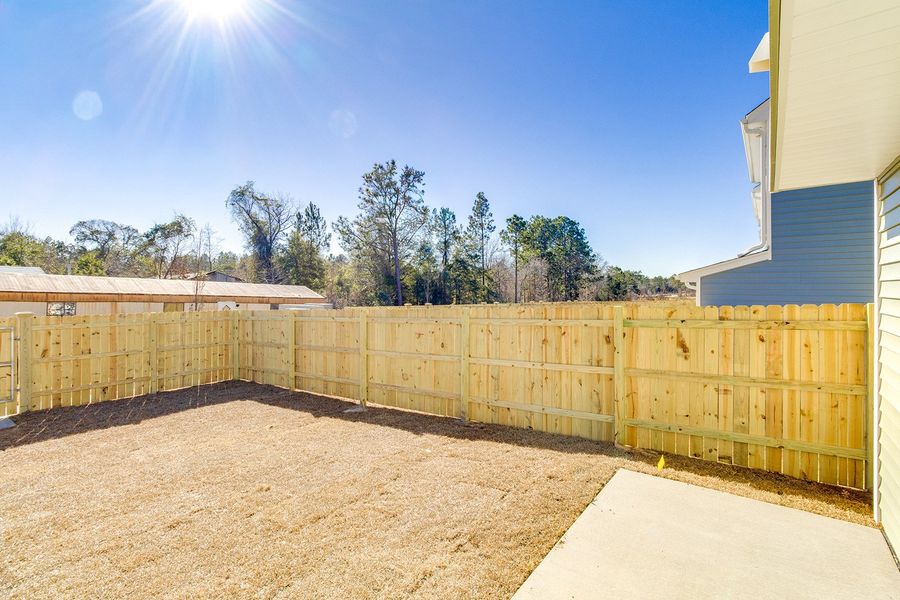 Exterior details and patio area of a home in Astoria, Columbia (Image 4).
