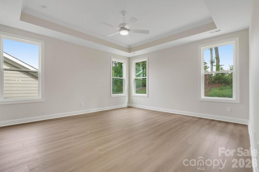 Spacious, unfurnished interior of a new home in , Charlotte (Image 17).