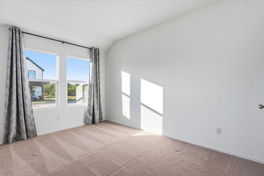 Spacious, unfurnished interior of a new home in Thunder Rock: Watermill Collection, Marble Falls (Image 29).