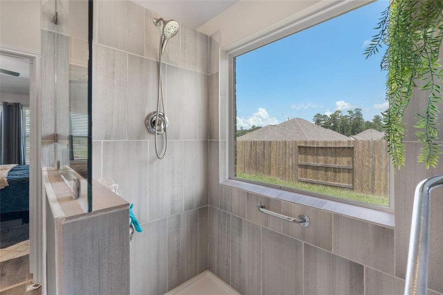 Furnished interior view inside a new home in Wedgewood Forest, Conroe (Image 9). Furnished interior view inside a new home in Wedgewood Forest, Conroe (Image 9).