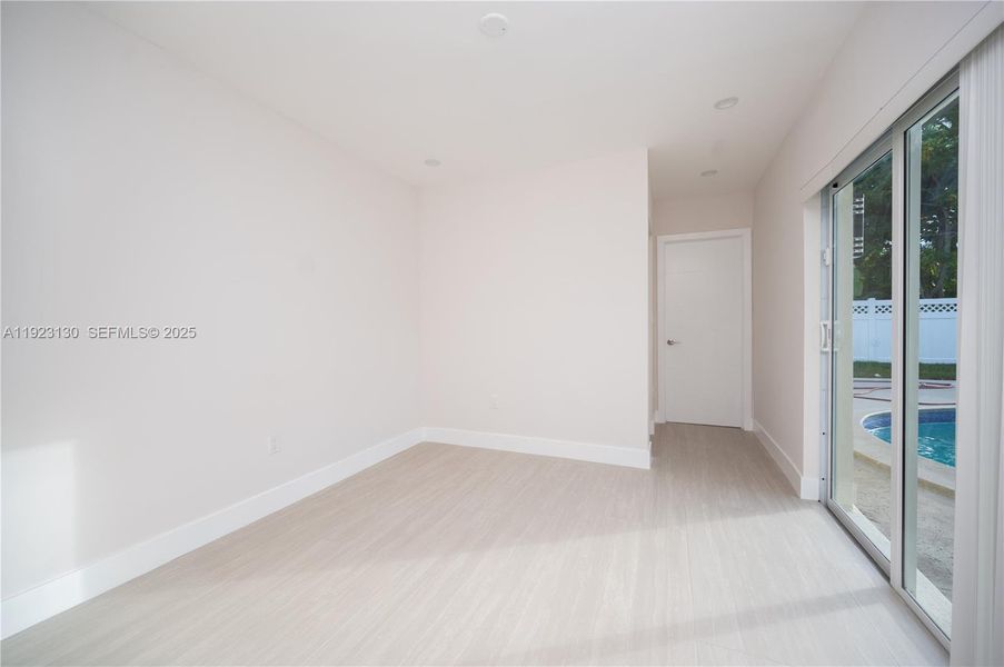 Spacious, unfurnished interior of a new home in , Miramar (Image 33).