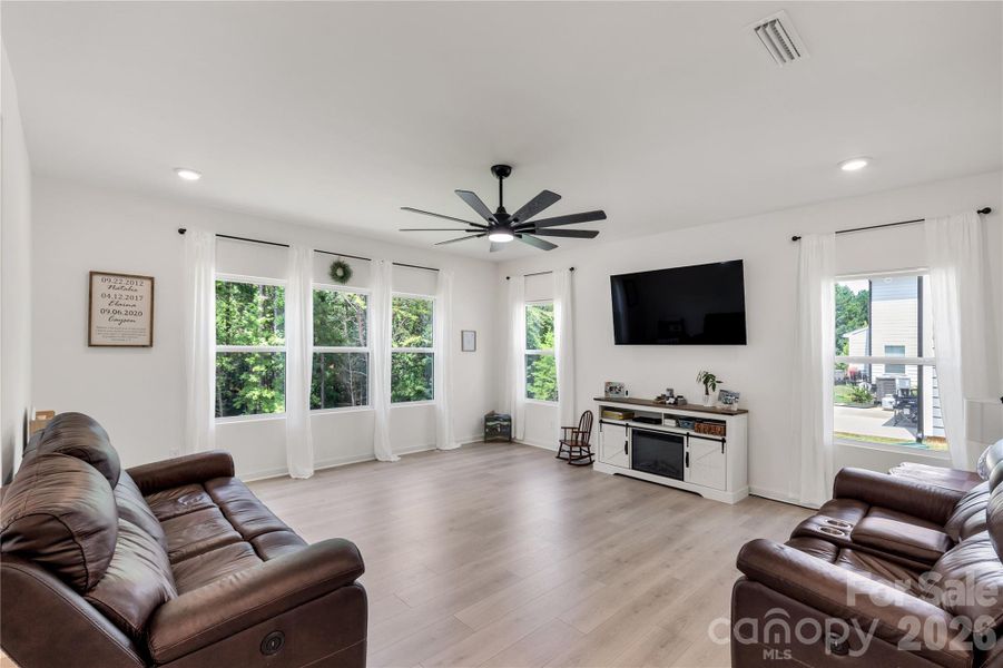 Furnished interior view inside a new home in , Lancaster (Image 11).