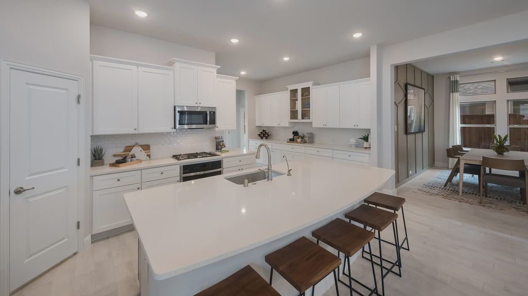 Furnished interior view inside a new home in Las Lomas, Forney (Image 20).