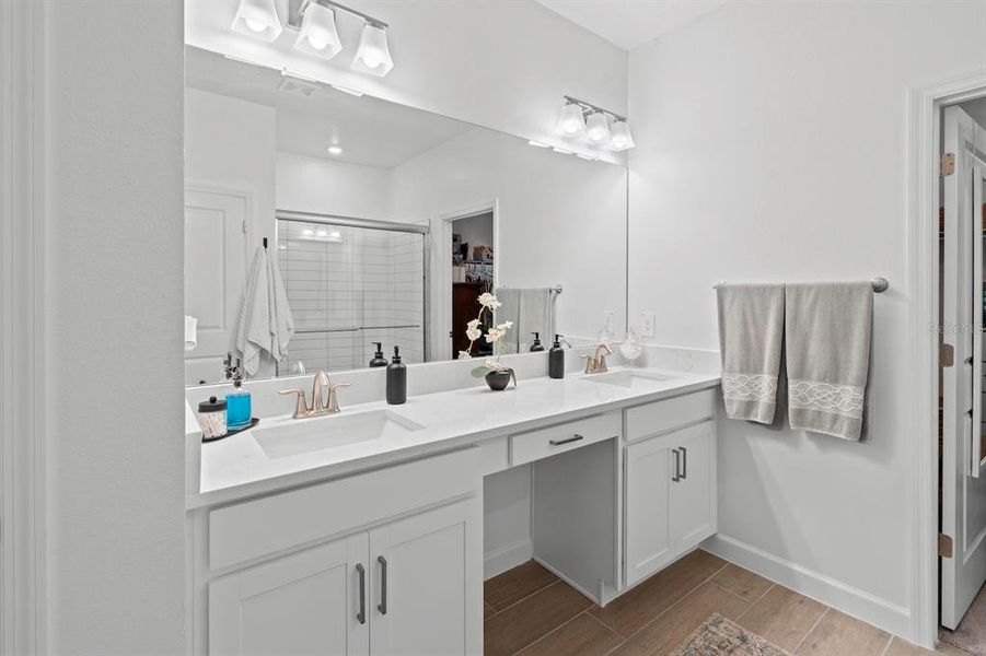 Furnished interior view inside a new home in Angeline Active Adult: Active Adult Manors, Land O' Lakes (Image 5). Furnished interior view inside a new home in Angeline Active Adult: Active Adult Manors, Land O' Lakes (Image 5).