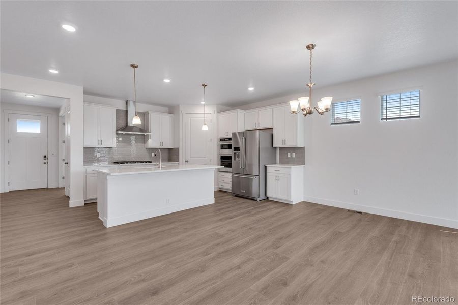 Furnished interior view inside a new home in Vantage, Berthoud (Image 16).