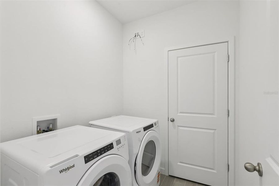 Furnished interior view inside a new home in , Palm Coast (Image 10).
