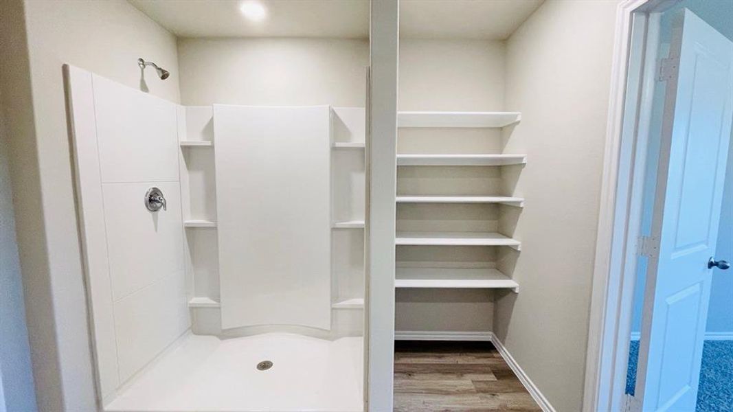 Furnished interior view inside a new home in Sunnycreek, Fort Worth (Image 6).