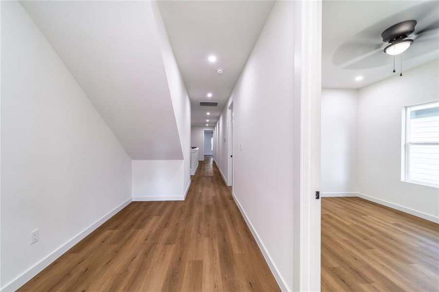 Spacious, unfurnished interior of a new home in , Dallas (Image 15).