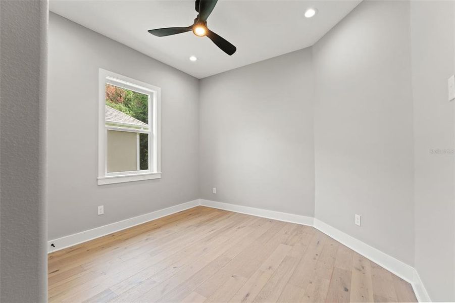 Spacious, unfurnished interior of a new home in , Brooksville (Image 31).