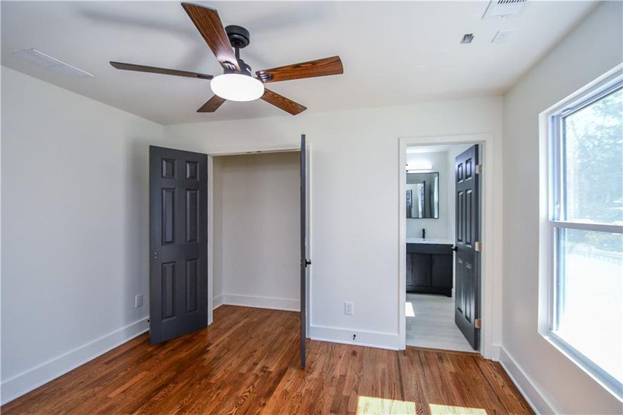 Spacious, unfurnished interior of a new home in , Atlanta (Image 26).
