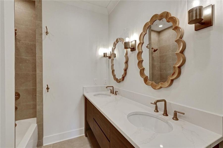 Furnished interior view inside a new home in , Gainesville (Image 18).