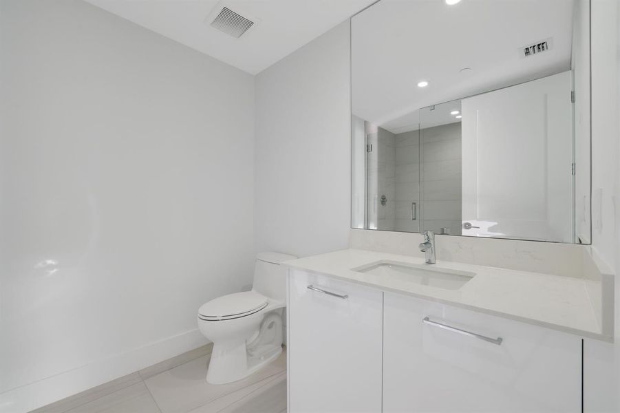 Third Full Bath Third Full Bath
