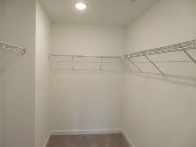 Spacious, unfurnished interior of a new home in , Marietta (Image 22).