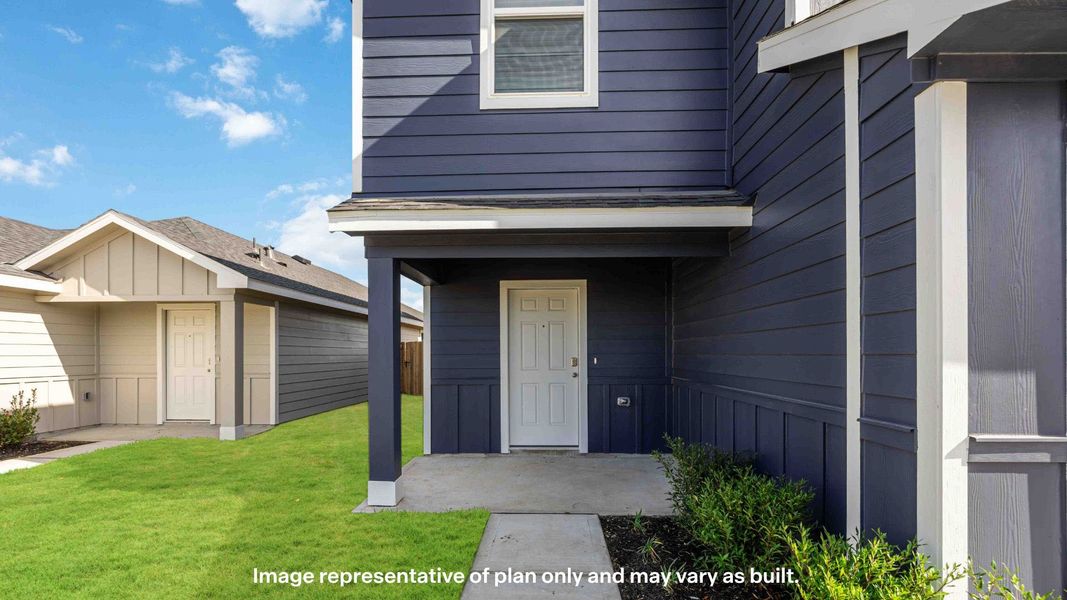 Exterior details and patio area of a home in Deer Meadows, Odessa (Image 3).