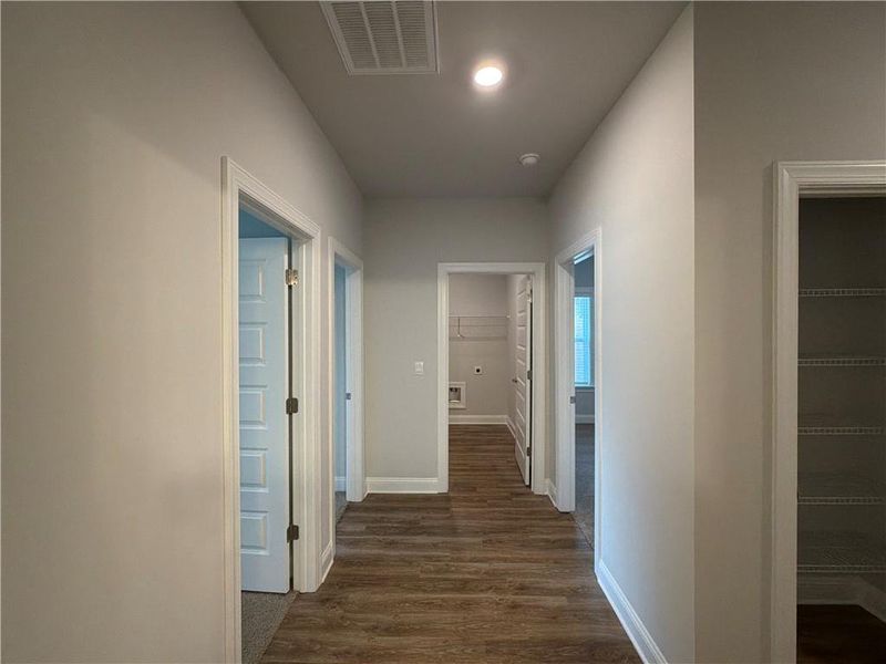 Spacious, unfurnished interior of a new home in Tuscany Hills, Douglasville (Image 16).