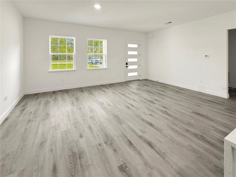 Spacious, unfurnished interior of a new home in , Ocala (Image 23).