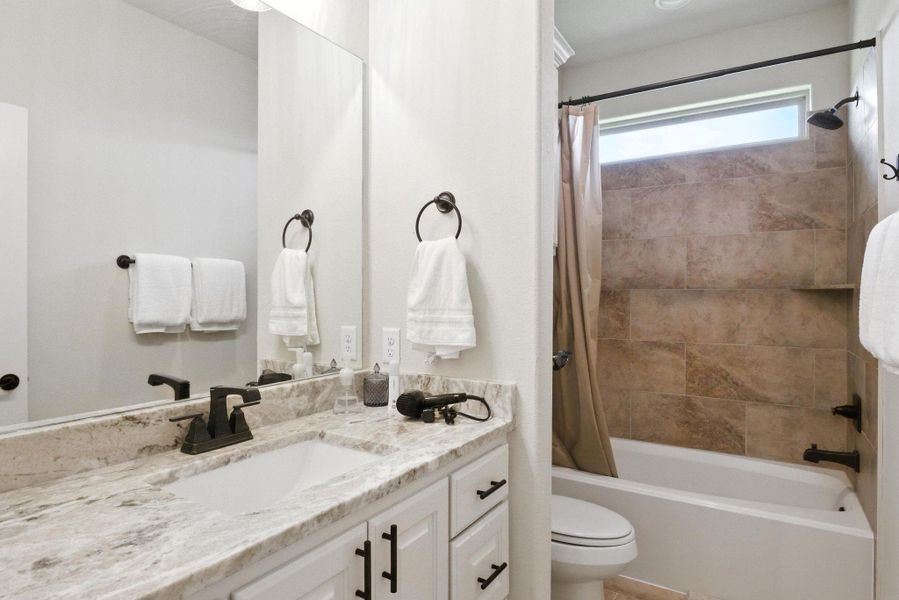 Furnished interior view inside a new home in , Bryan (Image 9).