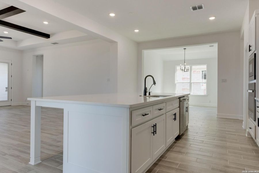 Furnished interior view inside a new home in Waldsanger, New Braunfels (Image 9).