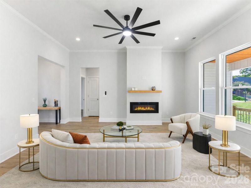 LIVING ROOM/VIRTUAL STAGING