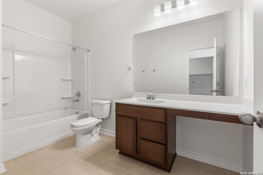 Furnished interior view inside a new home in Legend Heights, New Braunfels (Image 8). Furnished interior view inside a new home in Legend Heights, New Braunfels (Image 8).