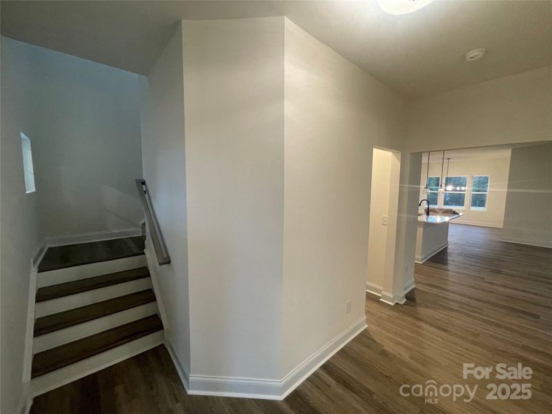 Spacious, unfurnished interior of a new home in Arbor Village, Matthews (Image 9).