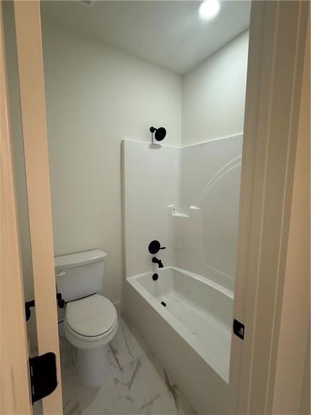 Furnished interior view inside a new home in , Waleska (Image 9).